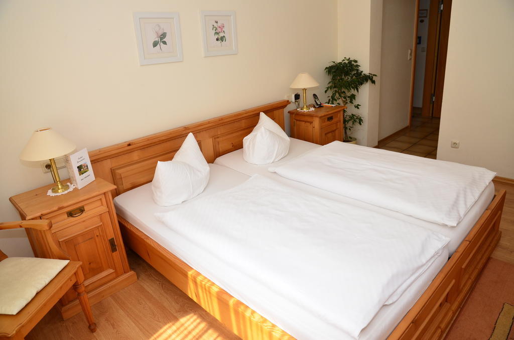 Landhotel Gemeindeschaenke Wanfried Номер фото